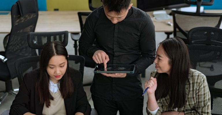 Navigating Discoverability in Google’s Filtered Search Environment