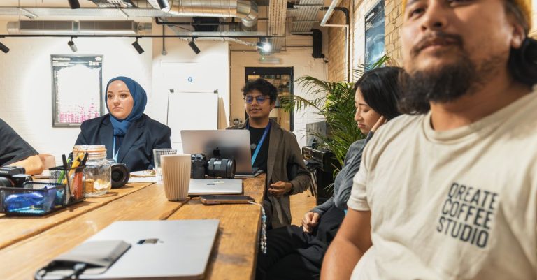 Mastering Digital Visibility: Structuring Knowledge in the AI Era