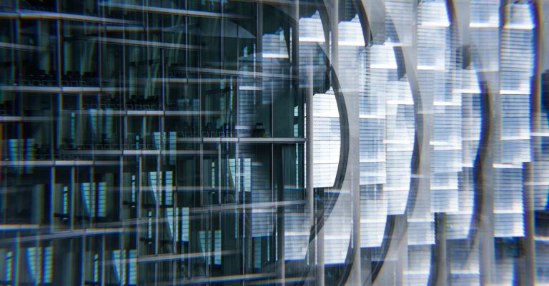 Managing AI Risks and Data Precision in Modern Digital Strategy