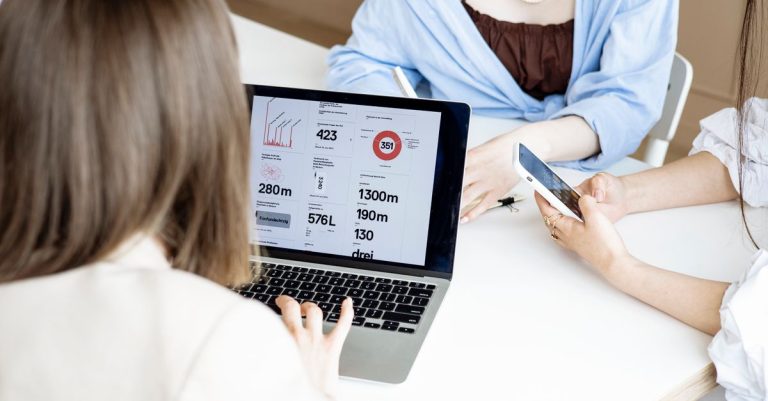 How Google’s AI Shift Impacts SEO Strategy and Organic Visibility